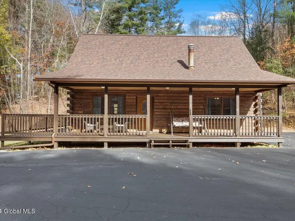 784 Nassau Averill Park Road, Nassau, NY 12123