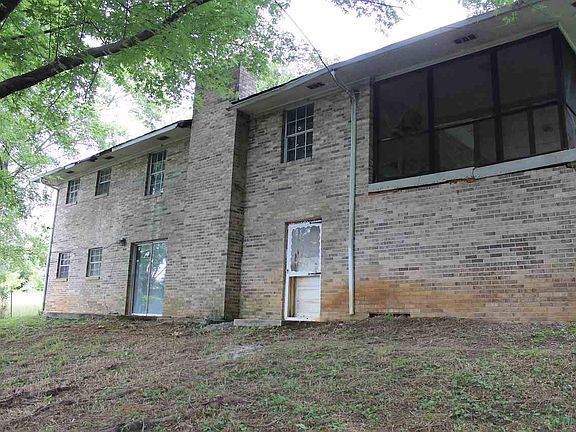 2nd image of 479 Sequoyah Dr