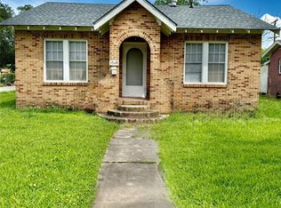 3548 6th St, Port Arthur, TX 77642