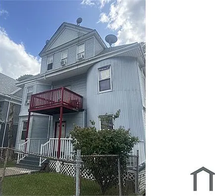 10 Dennison St #1 — Photo 1