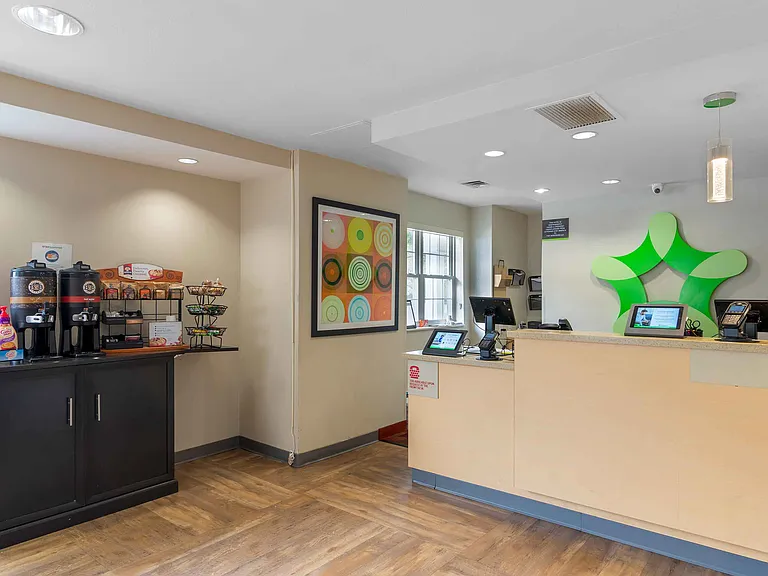 Lobby and Guest Check-in