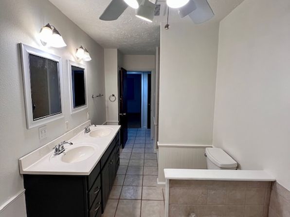 403 San Jacinto Dr #403