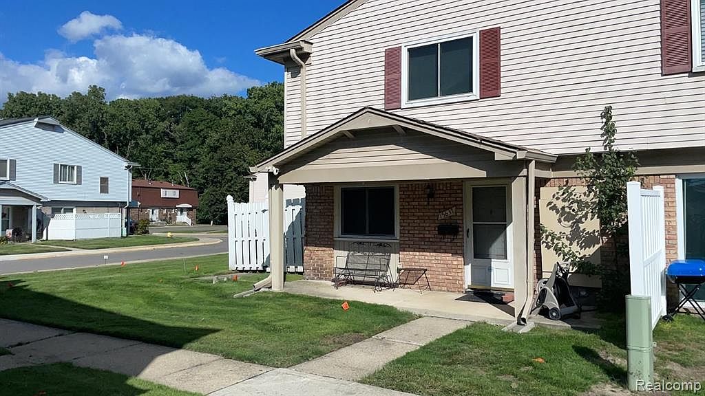 15637 Dupage Blvd, Taylor, MI 48180 Zillow