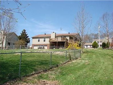3rd image of 708 W Creek Dr