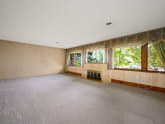 4th image of 10705 N Kensington Ct