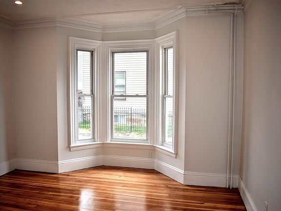 5th image of 41 School St #1