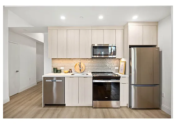 Kitchen, photo 1