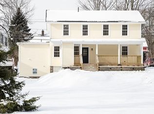 57 Kendall St, Barre, MA 01005