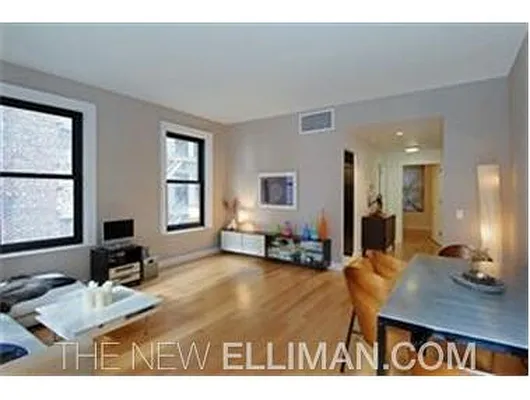 Rented by Douglas Elliman | media 14