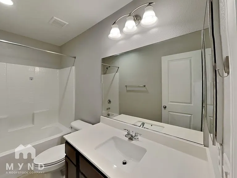 6646 Evander St — Photo 13