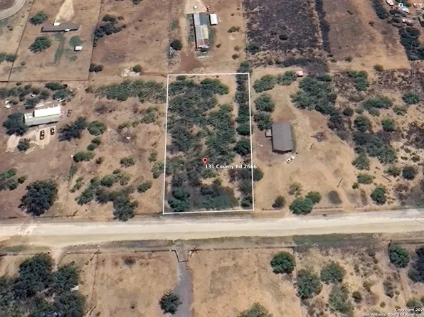 131 County Road 2666 LOT 1, Devine, TX 78016