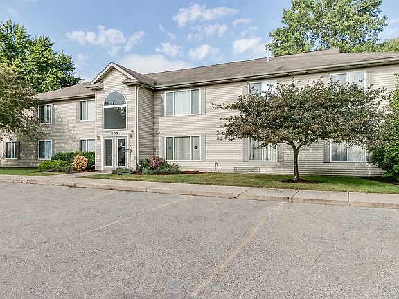 2nd image of 807 N Lansing St #18342151