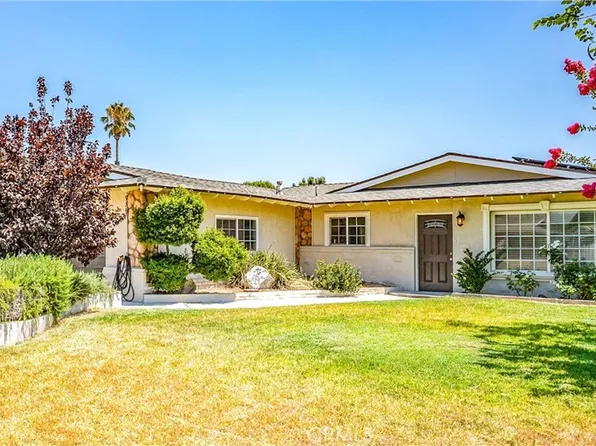 9367 Kempster Ave, Fontana, CA 92335