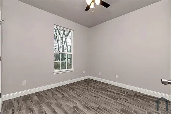5836 Caballo St — Photo 20