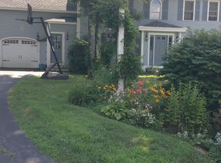 2 Quail Ct, York, ME 03909