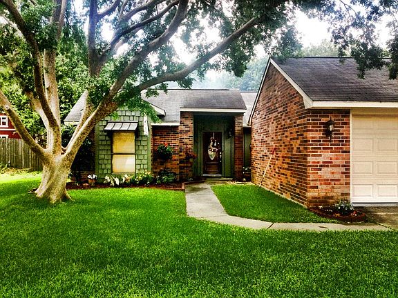 2nd image of 307 Belle Grove Blvd