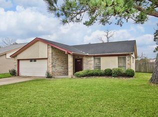 5815 Heather St, League City, TX 77573