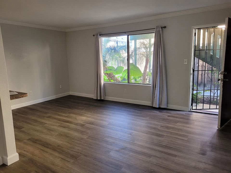 1st image of 4734 35th St