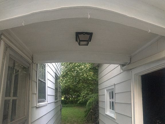 2nd image of 1312 N Mann Ave