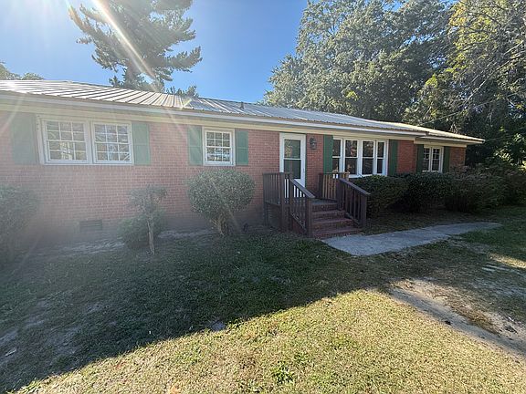 2nd image of 3407 Rosehill Rd
