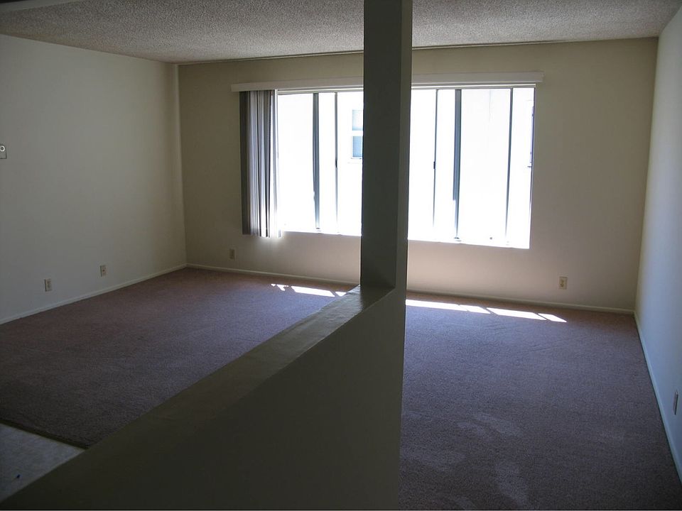 1st image of 3452 Preble Ave