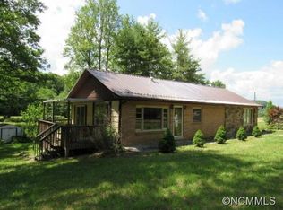 1644 State Highway 80 S, Burnsville, NC 28714
