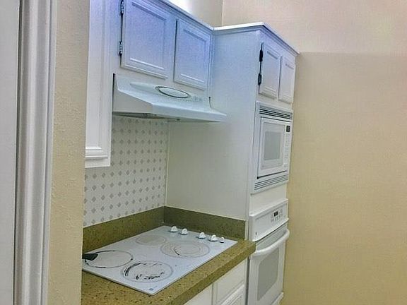 5th image of 9600 Royal Ln APT 706
