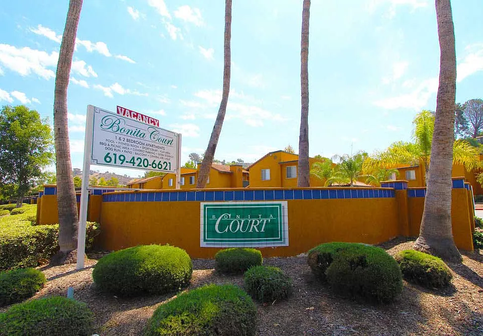 BONITA COURT APARTMENTS