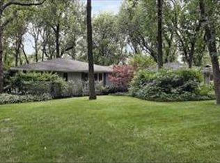 1409 Burr Oak Dr, Glenview, IL 60025