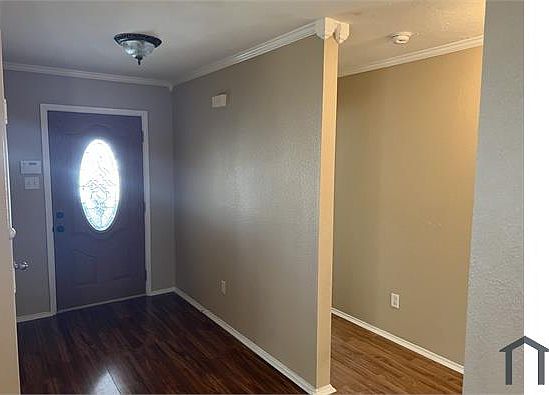 5th image of 1535 Thornhill Ln
