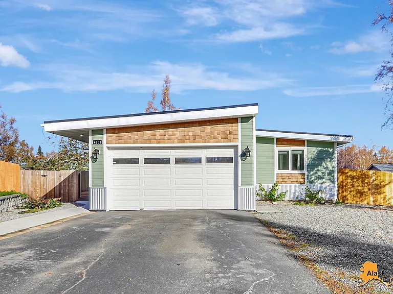 4201 Yukla Cir — Photo 2