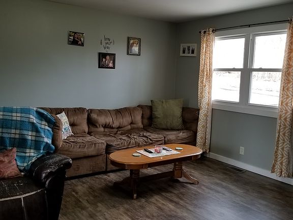 4th image of 1015 W Grant St