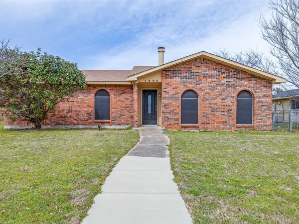 1906 Stockton Trl, Grand Prairie, TX 75052