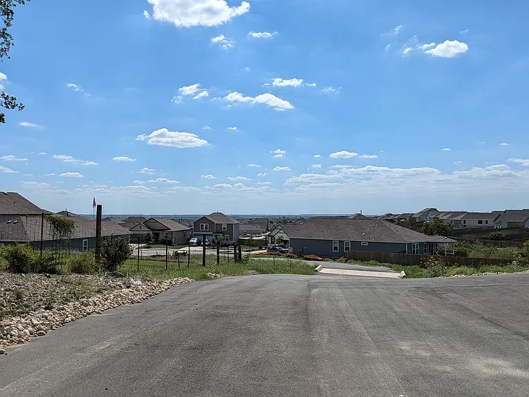 5330 Lisa Point — Photo 21