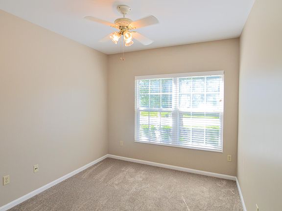 4th image of 5543 Carolina Way