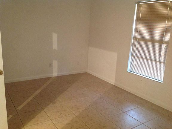 5th image of 4710 6th St W
