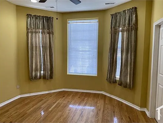 3 bed, 1200 sqft, $1,700 — Photo 3