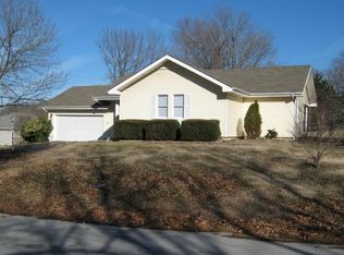 1101 E Summerhill St, Ozark, MO 65721