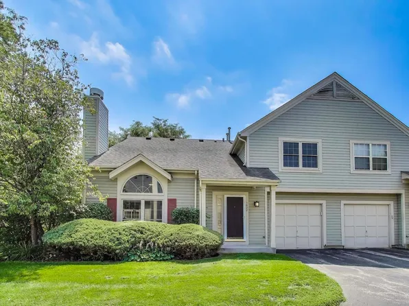 1027 N Knollwood Dr, Palatine, IL 60067