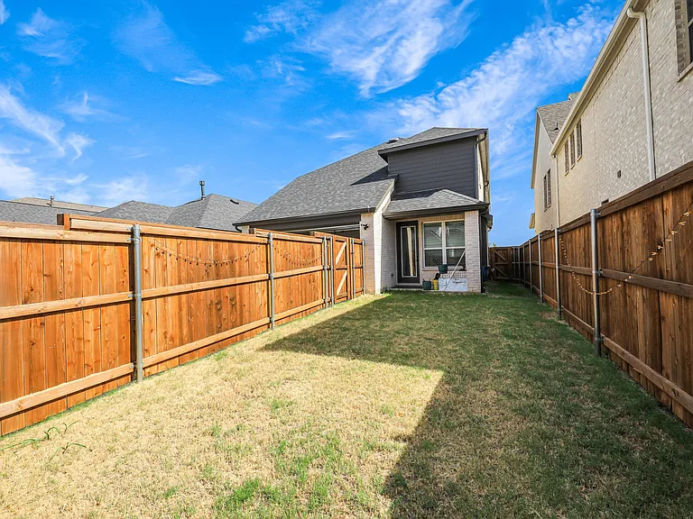 2712 Biltmore Dr — Photo 25