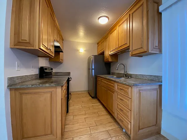 Dela Vina Apartments — Photo 31