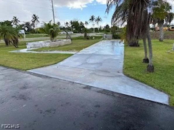 13611 Dowitcher Dr, Fort Myers, FL 33908