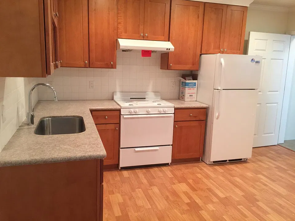 Kitchen Alt