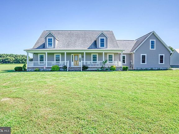 2nd image of 29862 Paddock Ln