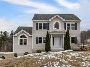 185 Roosevelt St, Fitchburg, MA 01420