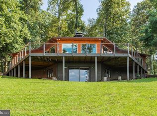 163 Luchase Rd, Linden, VA 22642