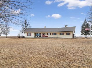 7845 W Reinbeck Rd, Hudson, IA 50643
