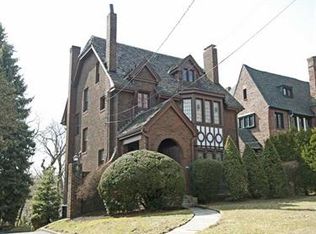 5460 Darlington Rd, Pittsburgh, PA 15217