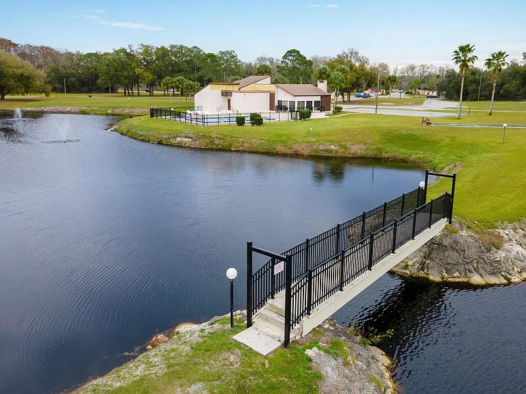 14202 Sandalwood Dr — Photo 30