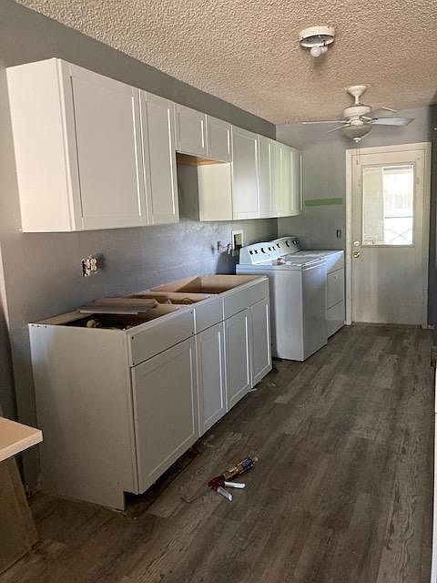 2nd image of 641 W Rosewood Ln